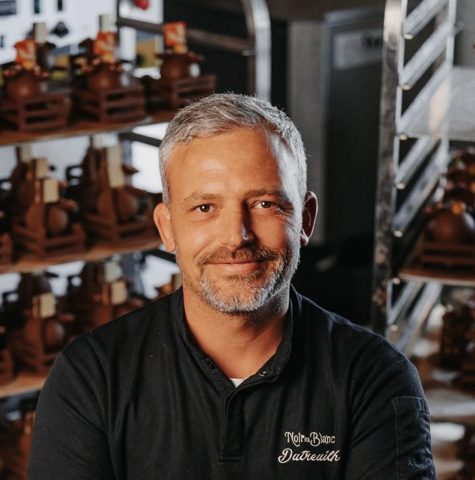 Thomas – chef de production de la Chocolaterie Noir ou Blanc